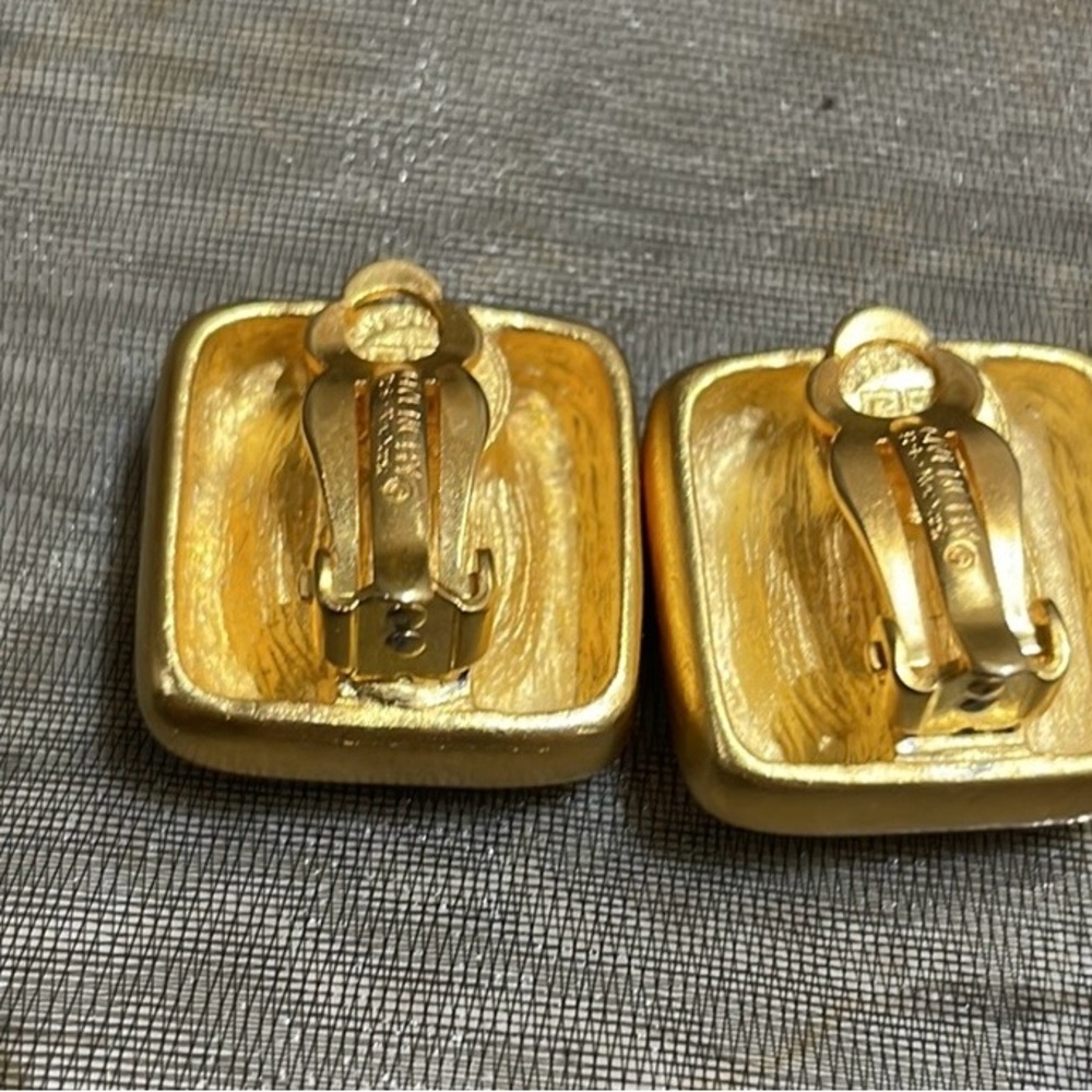Vintage Givenchy Gold-Tone Faux Amber/Cabochon Clip-on Earrings - Picture 3 of 12